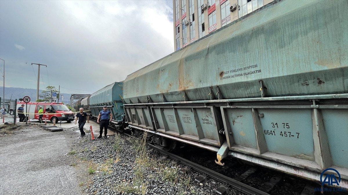 Karabük'te hemzemin geçitte trenin çarptığı kişi hayatını kaybetti