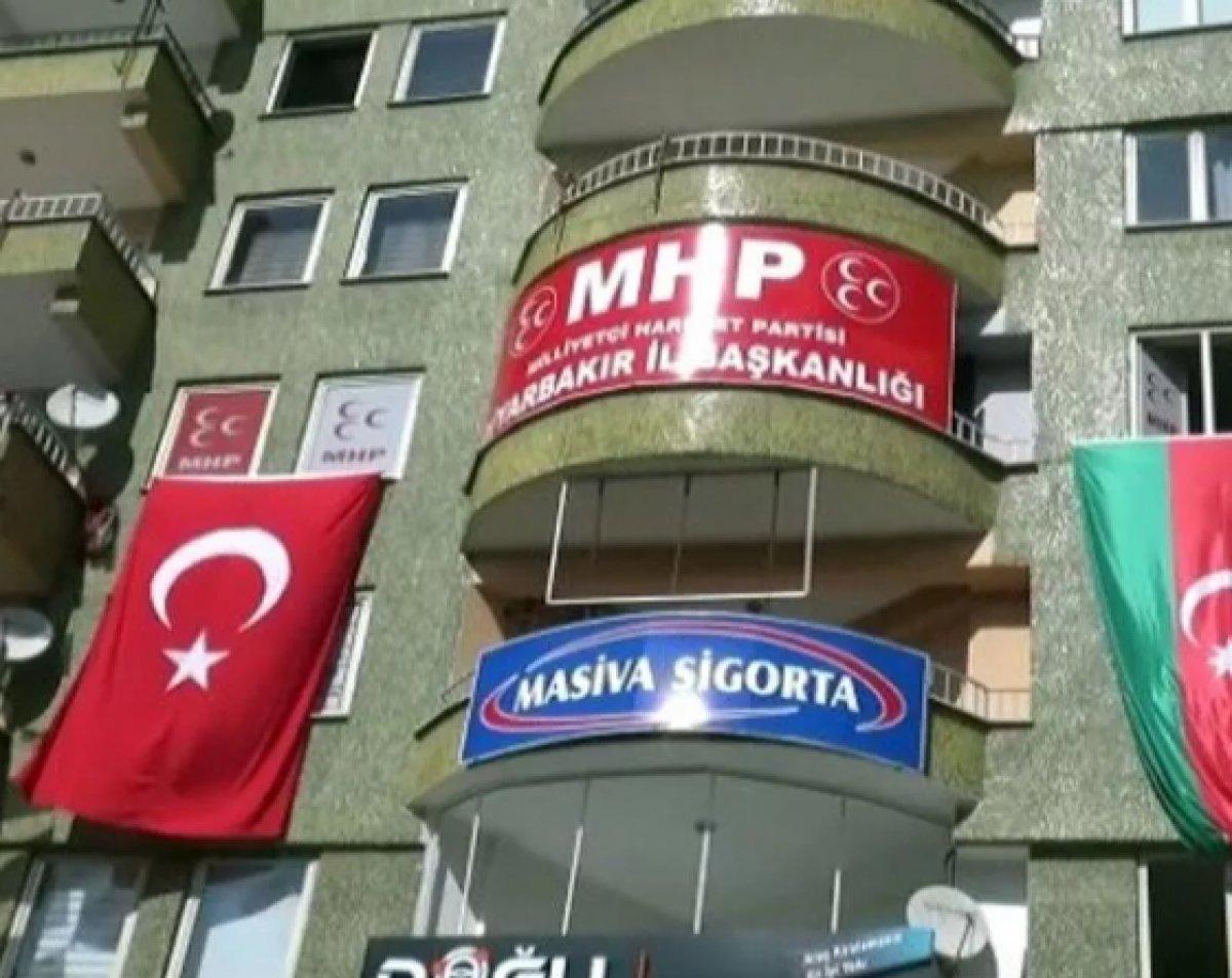 MHP Diyarbakır İl Teşkilatı'ndan kapanma kararı