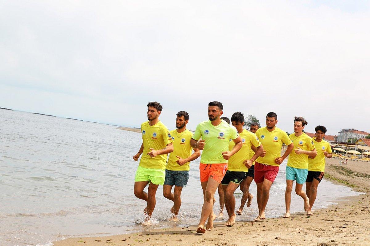 Sakarya'da cankurtaranlar yaz sezonuna hazır