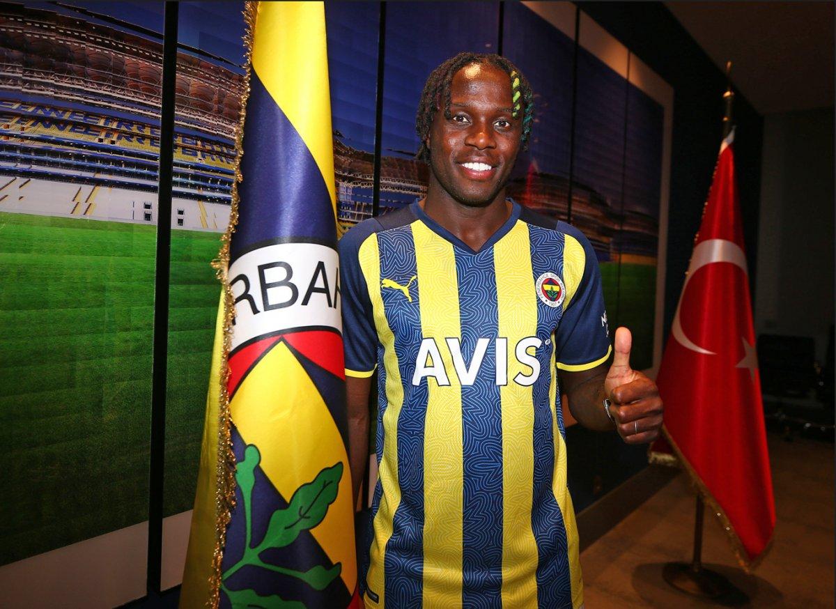 Bruma sözleşmeyi imzaladı