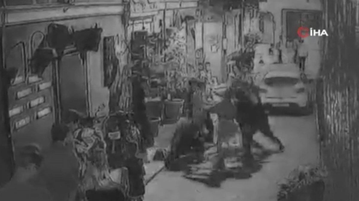 İstanbul’da torbacı ile güvenliklerin kavgası