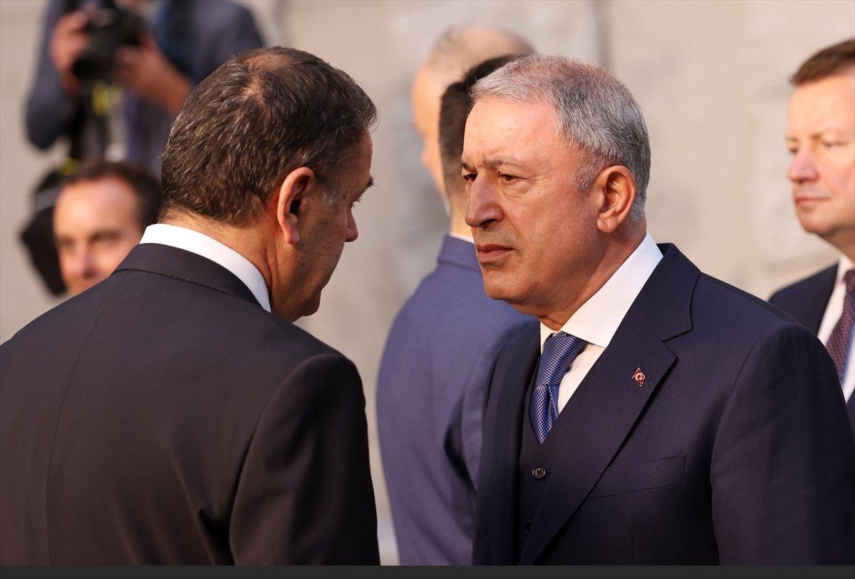 Hulusi Akar, Yunan mevkidaşı ile görüştü