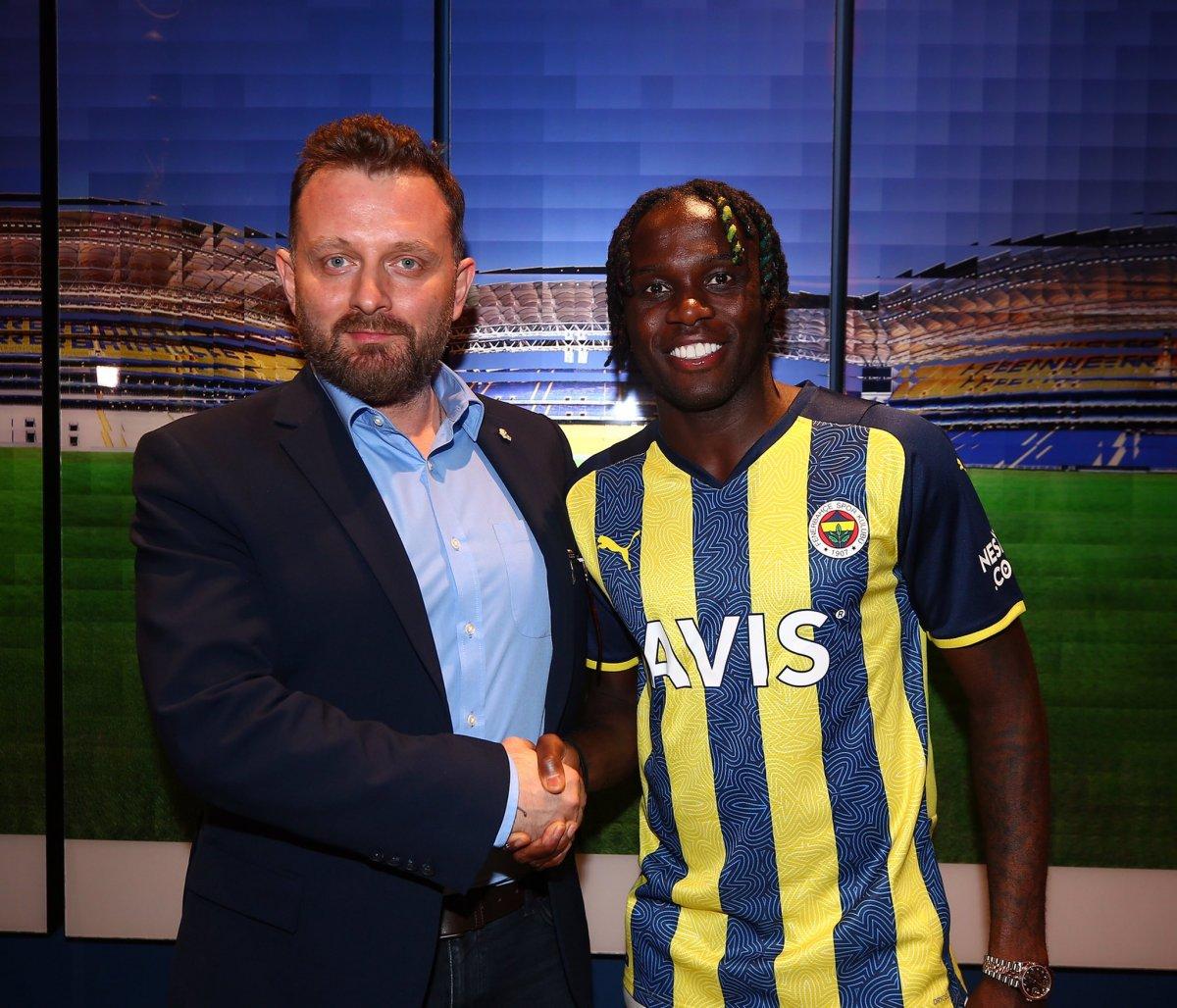 Bruma sözleşmeyi imzaladı