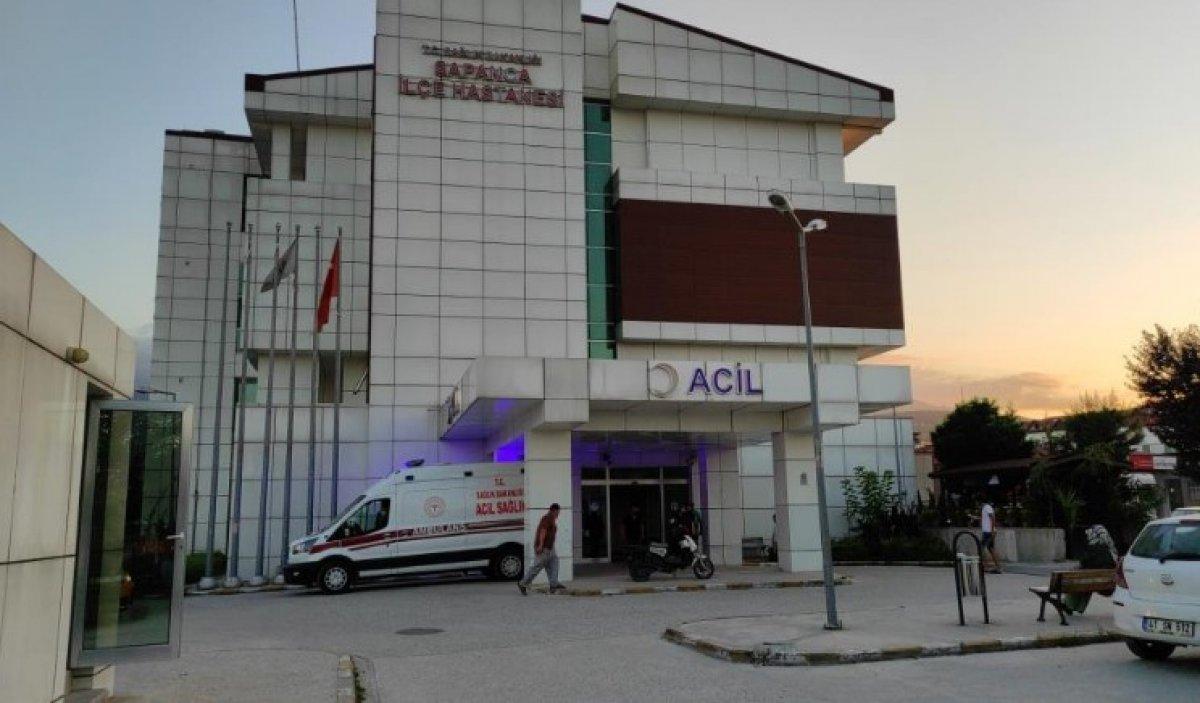 Sakarya'da tapu dairesinde çalışan 3 memur darbedildi
