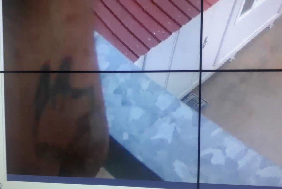 Eskişehir’de kablo hırsızını dövmesi yakalattı