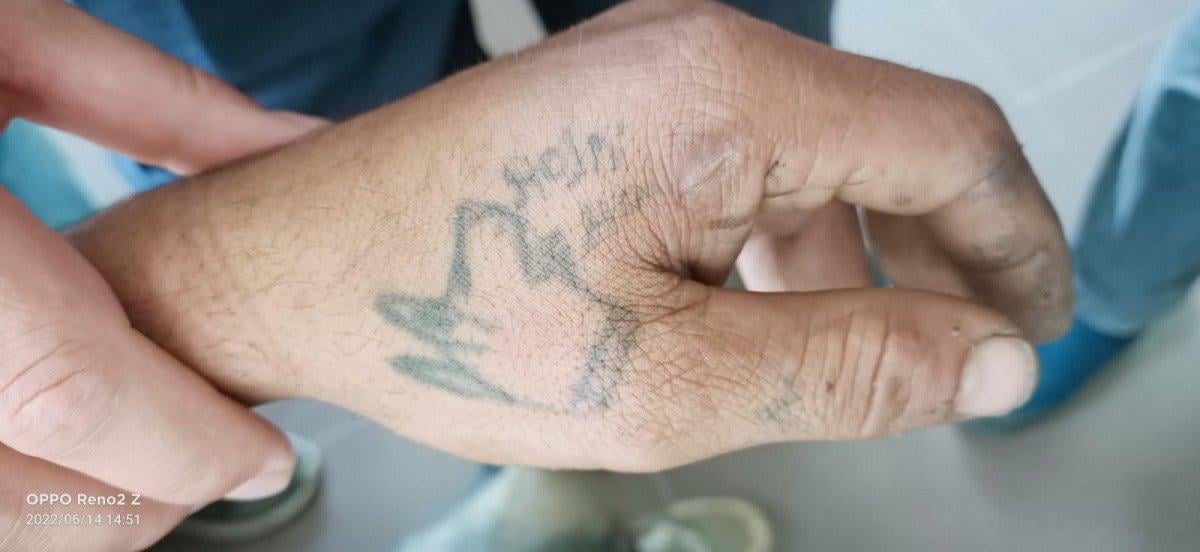 Eskişehir’de kablo hırsızını dövmesi yakalattı