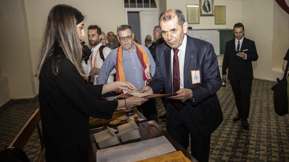 Dursun Özbek'ten gitmek isteyen futbolculara mesaj