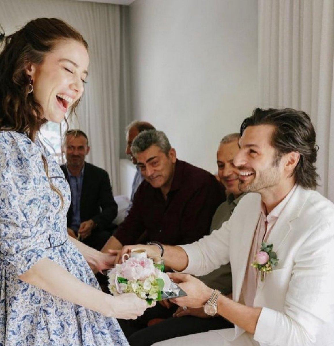 Serkan Çayoğlu ile Özge Gürel nişanlandı