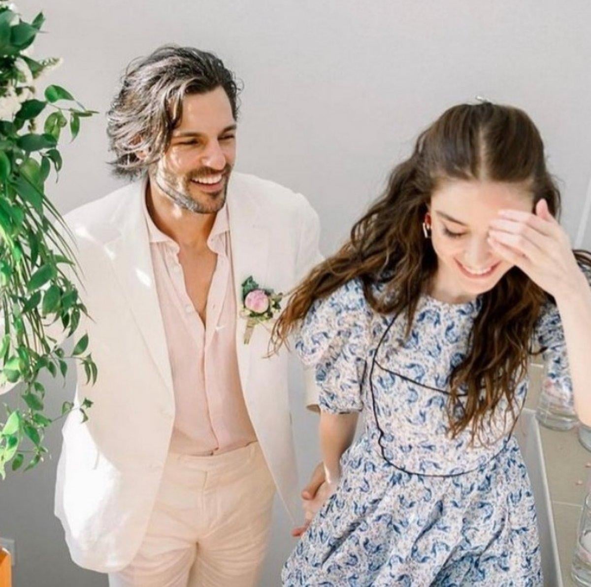 Serkan Çayoğlu ile Özge Gürel nişanlandı