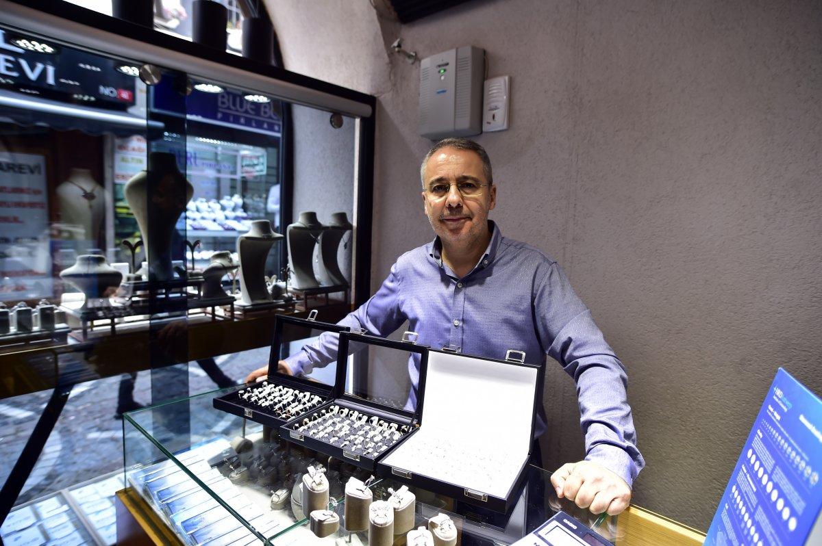 Evlilik teklifi yapacaklara kötü haber: Tektaş fiyatları 2 kat arttı