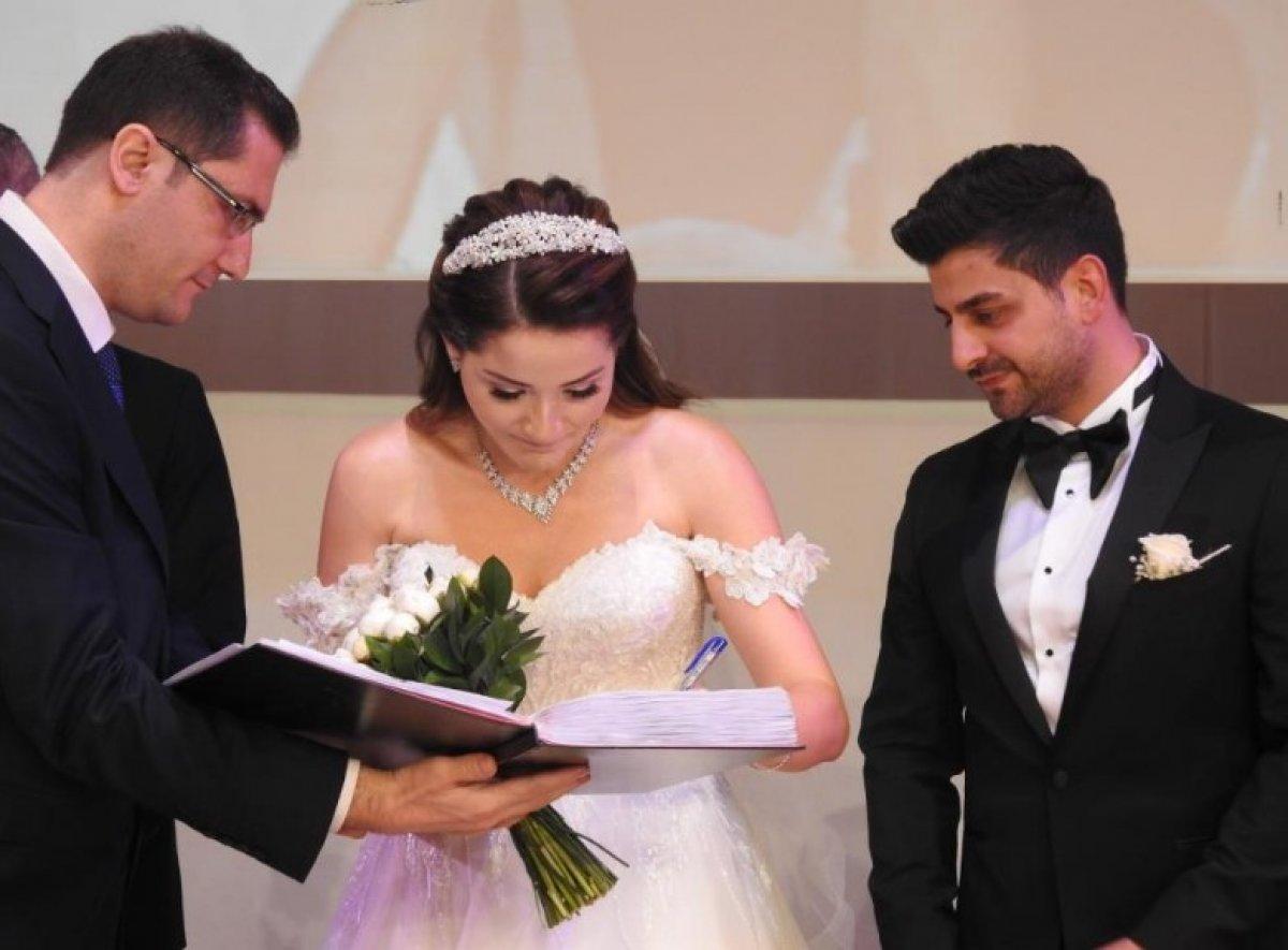 Süleyman Soylu, MHP'li vekilin kızının nikah şahidi oldu