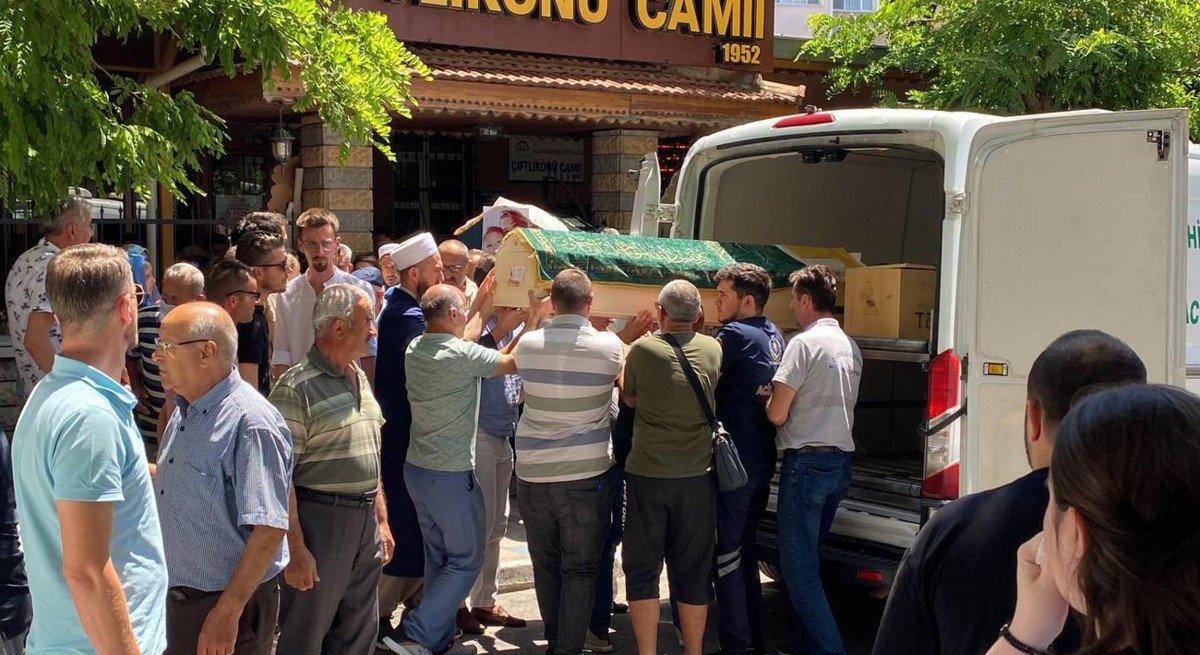 Tekirdağ’da boşandığı eşinin öldürdüğü hemşire ile oğlu toprağa verildi