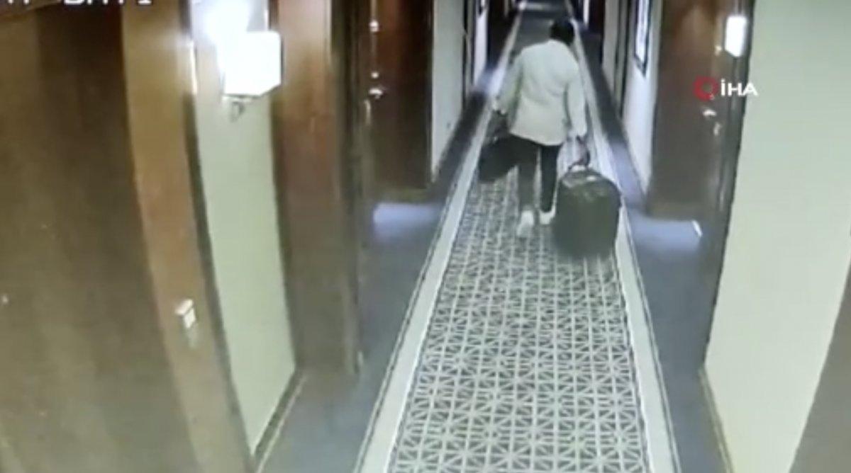 Şişli'deki Kamerunlu dolandırıcı milyonlarca sahte dolarla yakalandı