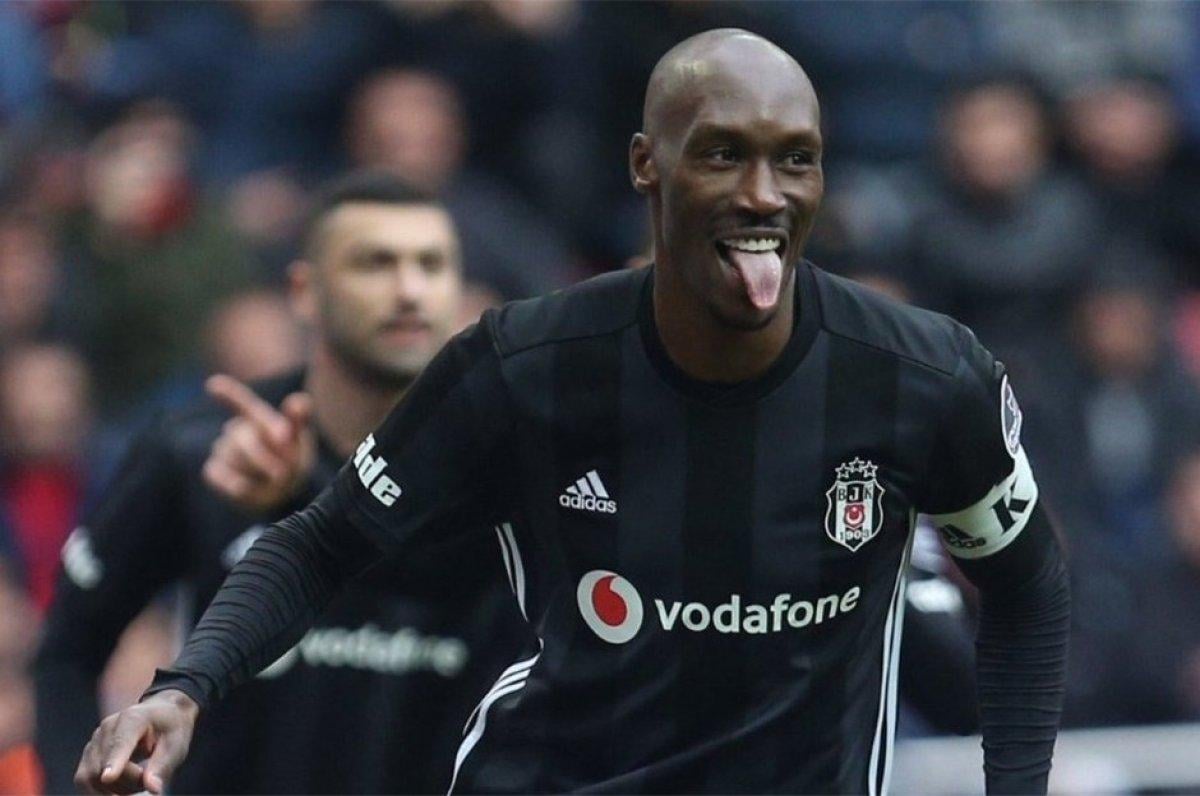 Beşiktaş, Atiba Hutchinson ile sözleşme yenileyecek