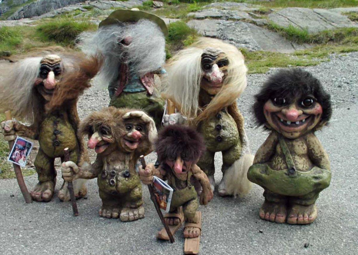 Vakanüvis: Troller, tarihte de can sıkıcıydı