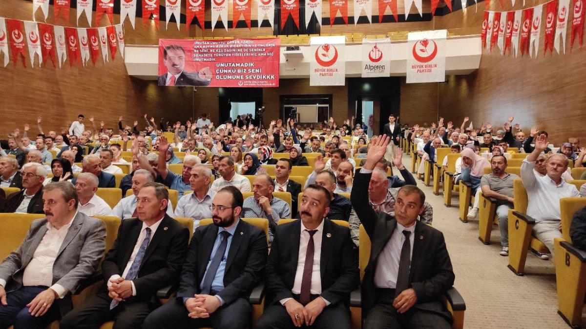 Mustafa Destici: Temmuzda asgari ücrete en az yüzde 20 fark verilmeli