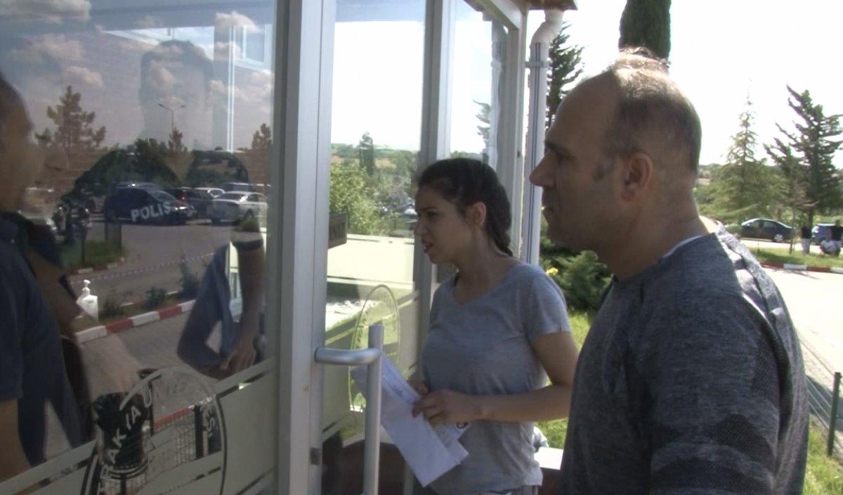Üniversite sınavını 1 dakika ile kaçırdılar