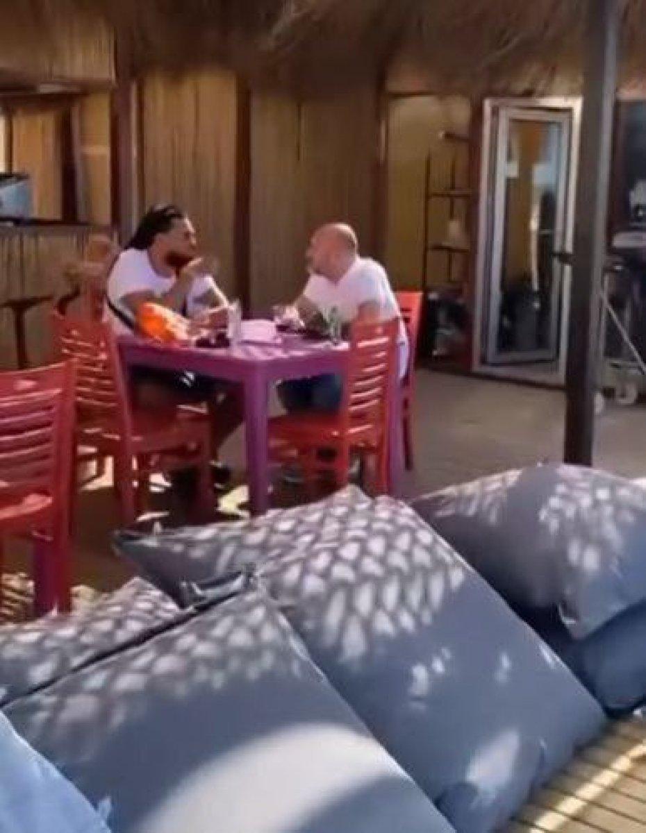 Jason Denayer, Cenk Ergün'le yemekte buluştu