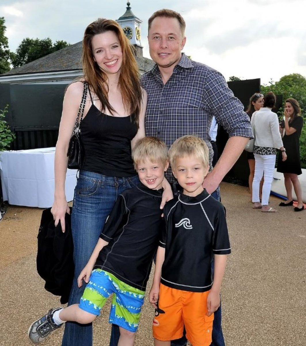 Elon Musk’ın oğlu adını ve cinsiyetini değiştiriyor