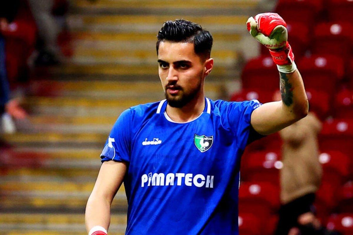 Abdülkadir Sünger'e Pirlo kancası