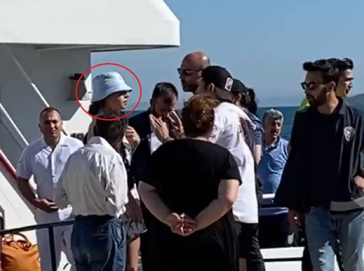 Balıkesir’de yolcuların koltuk kavgası, deniz otobüsünü iskeleye döndürdü