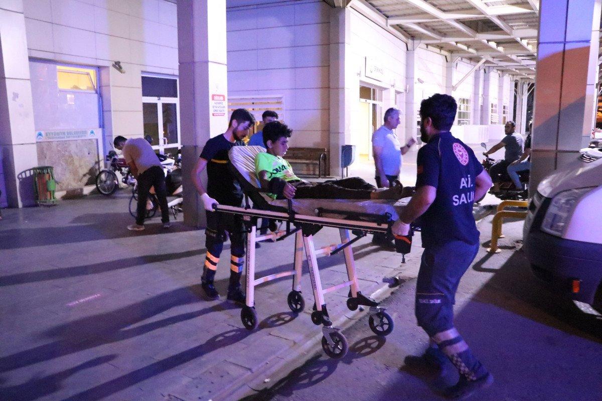 Şanlıurfa'da 14 yaşındaki çocuk, köpeklerin saldırısında yaralandı