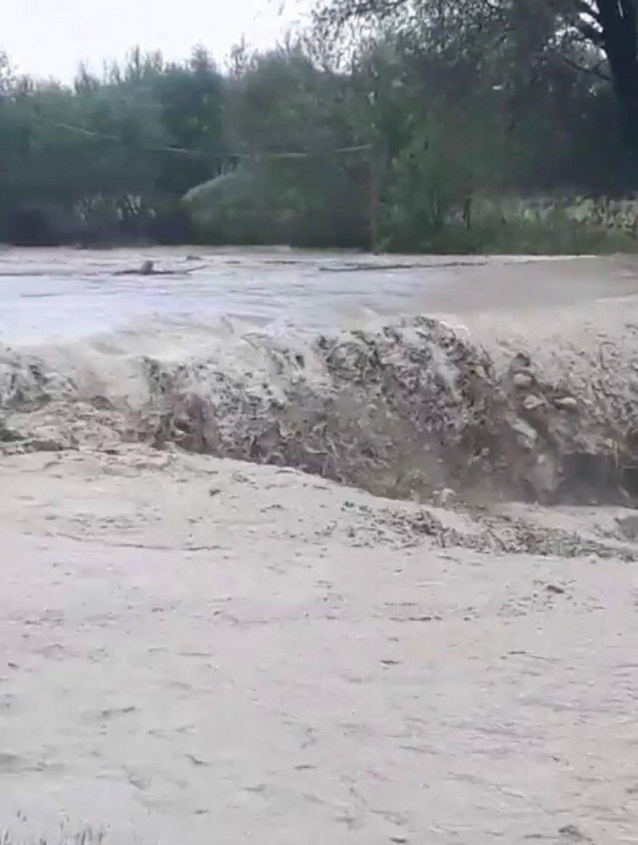 Ankara sel meydana geldi, hayvanlar telef oldu