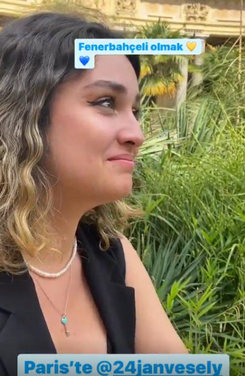 Berna Laçin'in kızının gözyaşları