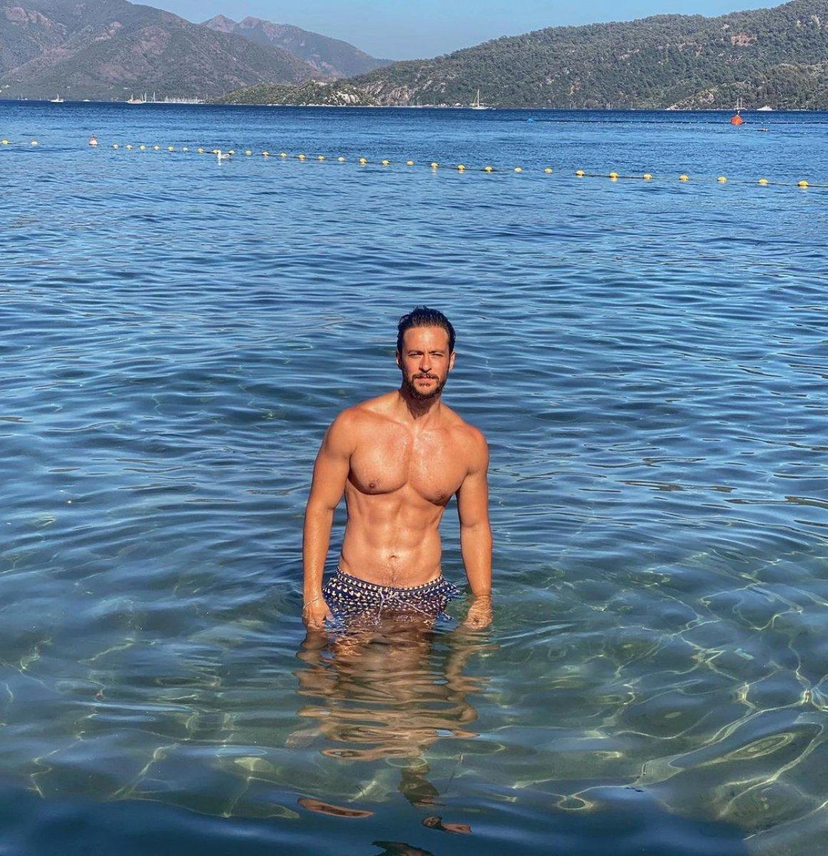 Pelin Akil: Anıl  çok saçmalıyor