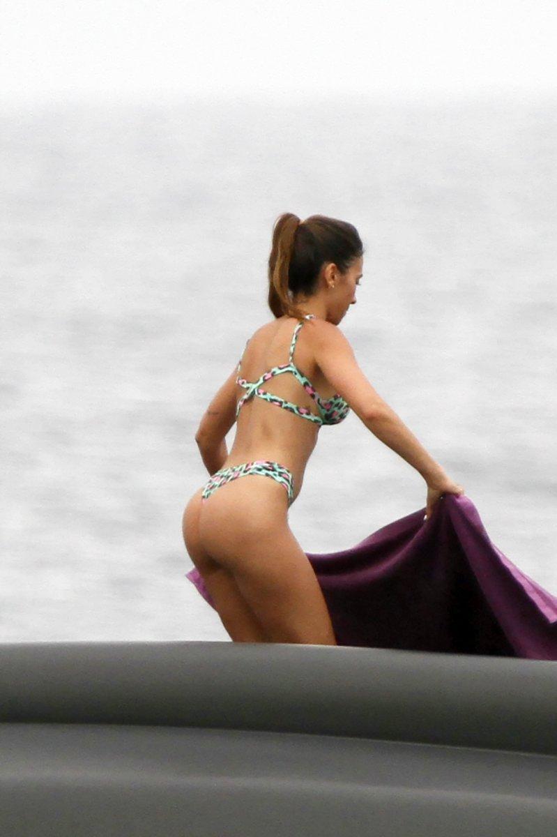 Messi ve Fabregas aileleri tat‎ilde