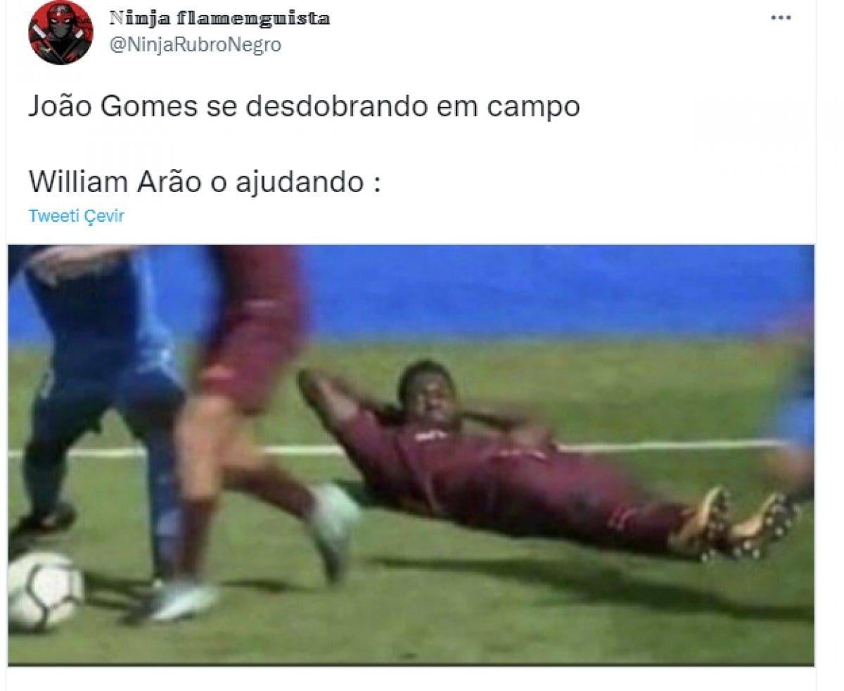 Fenerbahçe'nin istediği Arao'nun pozisyon alma sıkıntısı