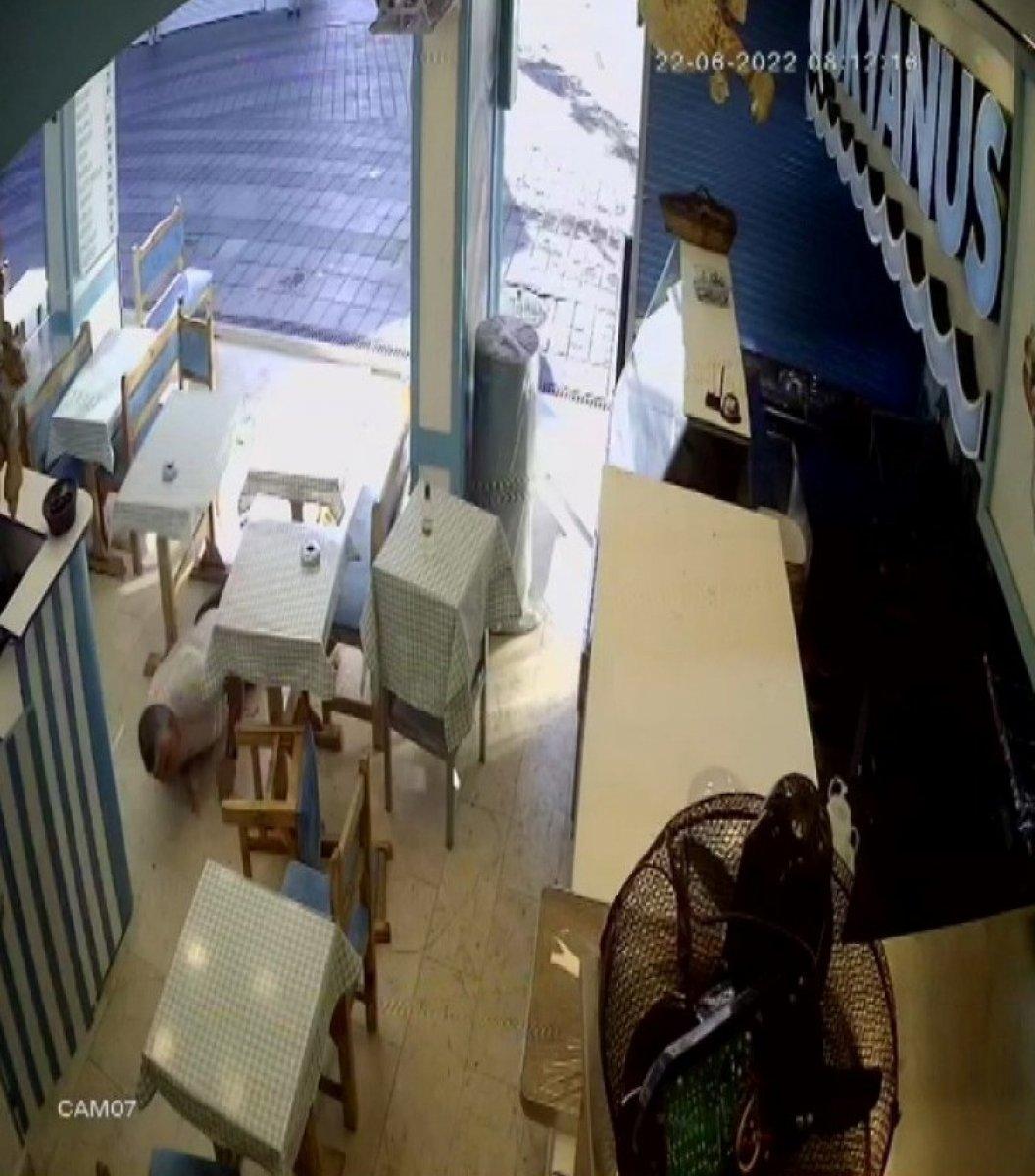 Üsküdar'da dükkan sahibi ile eski kiracı çatıştı: 1 ölü