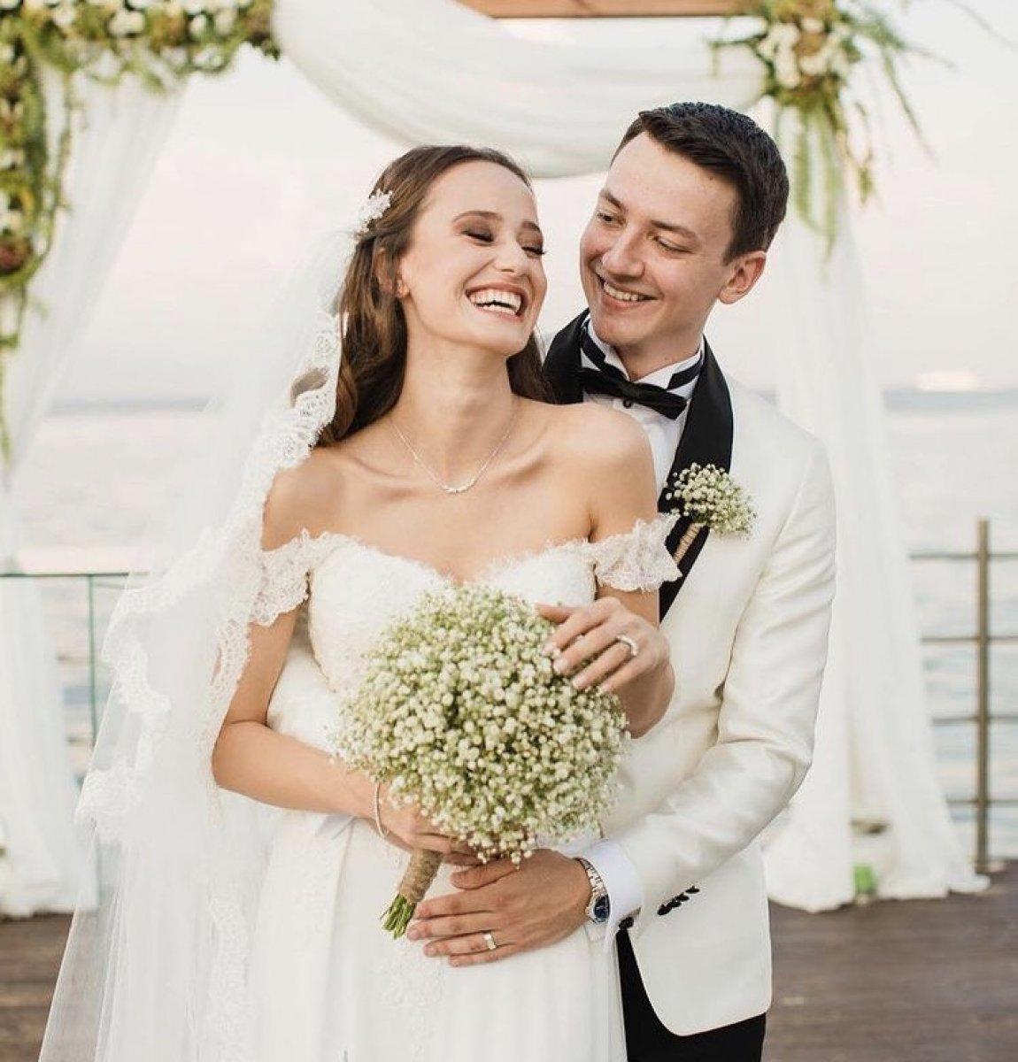 Pis Yedili'nin Beril'i Müge Bayramoğlu kimdir?