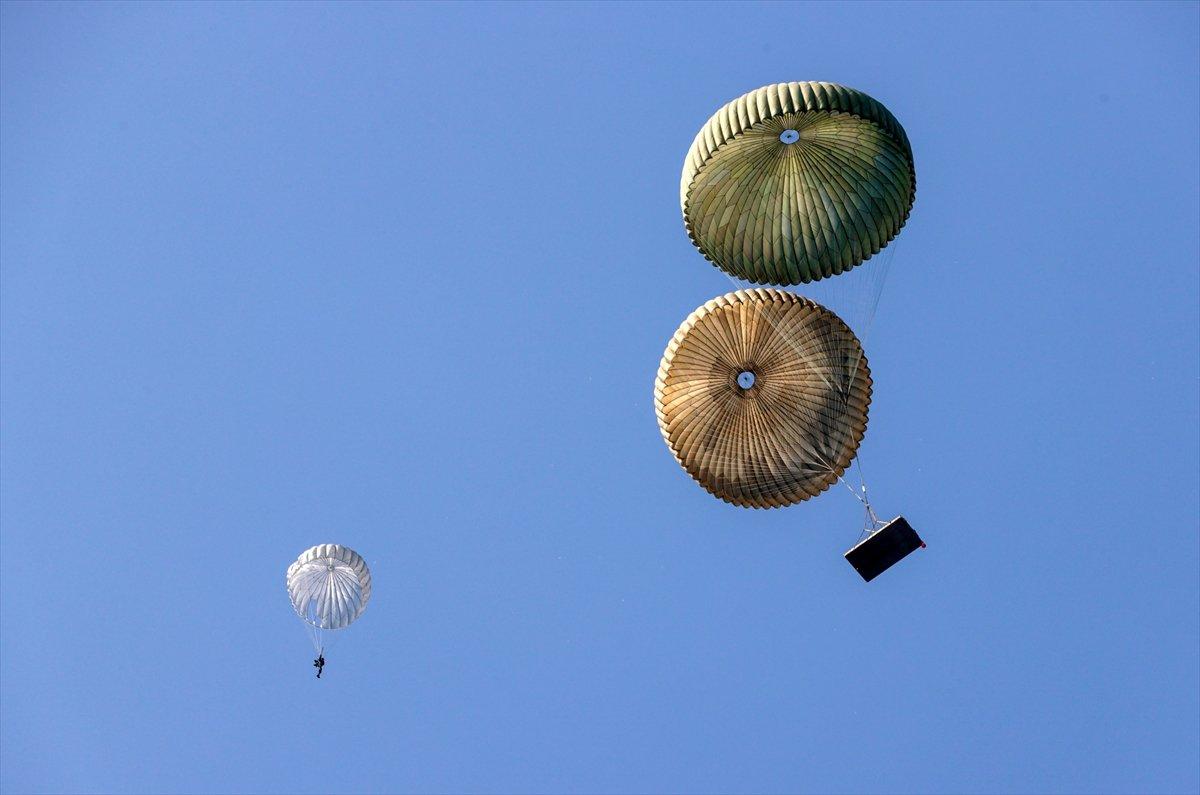 Deniz Kuvvetleri'nin kurtarıcı timi PAK, üstün yetenekleriyle göze çarpıyor