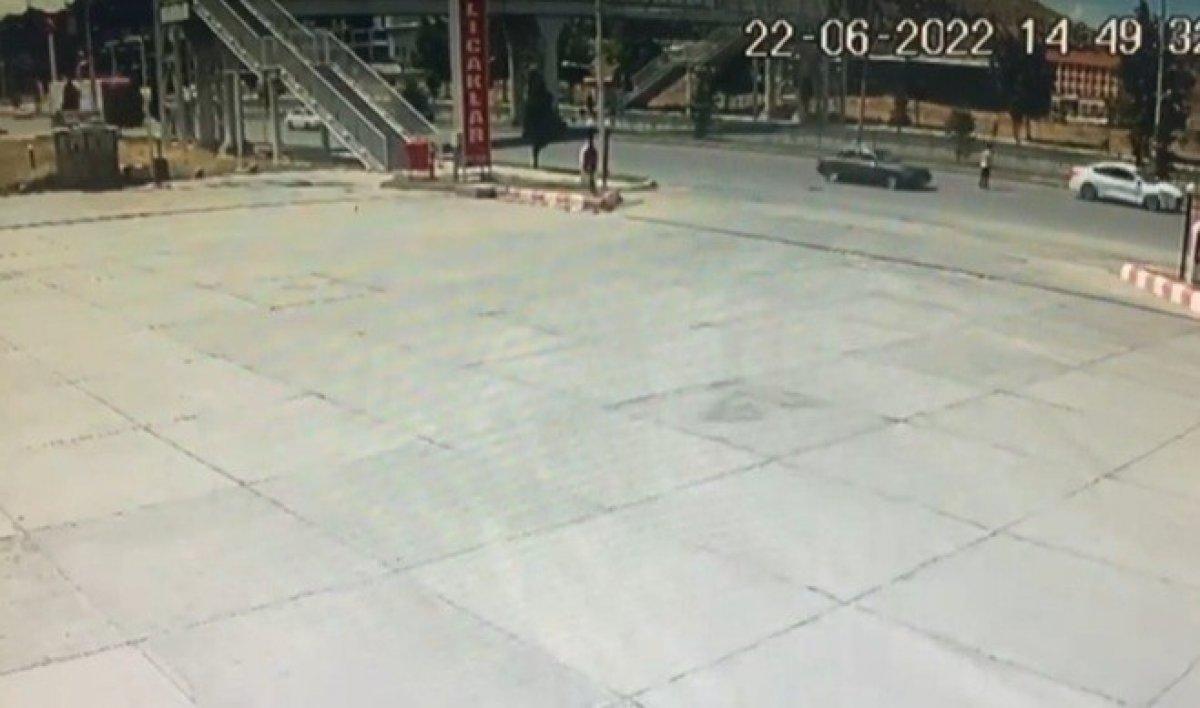 Malatya'da otomobilin çarptığı genç kız öldü