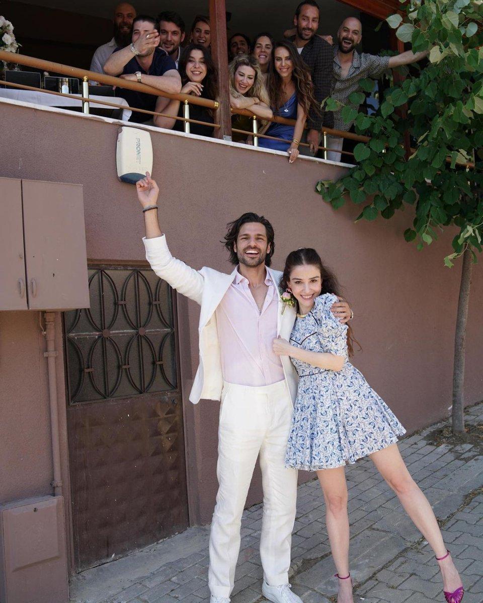 Özge Gürel'den duygusal paylaşım