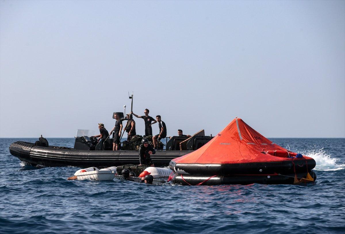 Deniz Kuvvetleri'nin kurtarıcı timi PAK, üstün yetenekleriyle göze çarpıyor