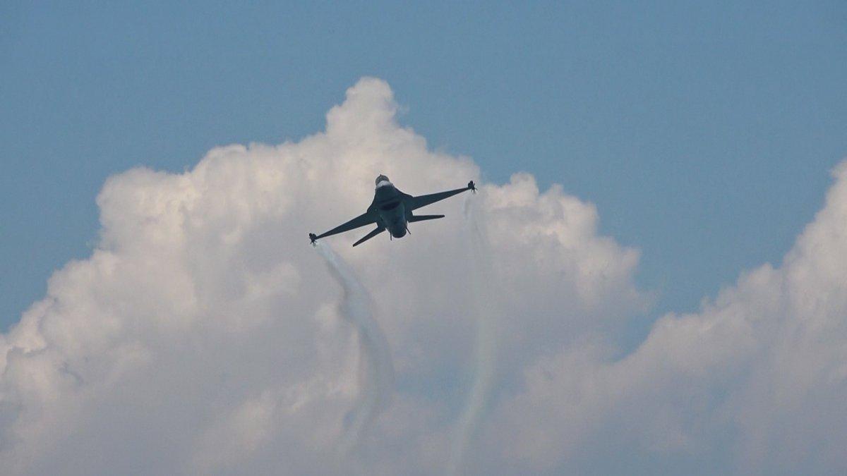 Yalova'da SOLOTÜRK rüzgarı esti