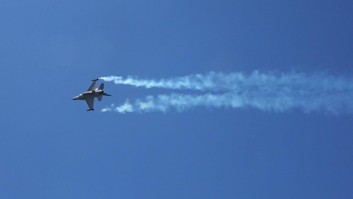 Yalova'da SOLOTÜRK rüzgarı esti