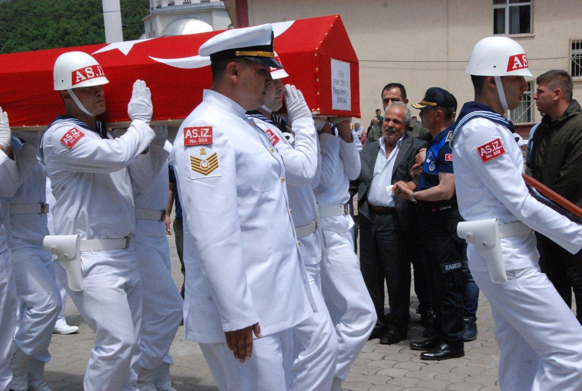 Kıbrıs'ta şehit olan Uzman Çavuş Fatih Özkaya, Bartın'da toprağa verildi