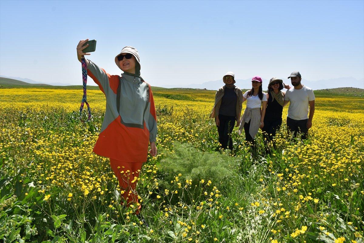 Hakkari, yerli ve yabancı turistleri ağırlıyor