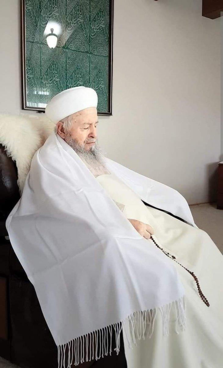 Mahmut Ustaosmanoğlu, şeyhinin yanına defnedilecek