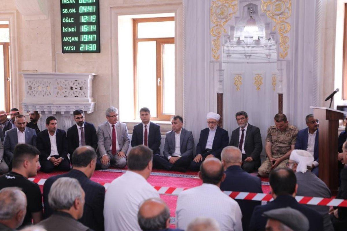 Bitlis'te husumetli aileler törenle barıştırıldı