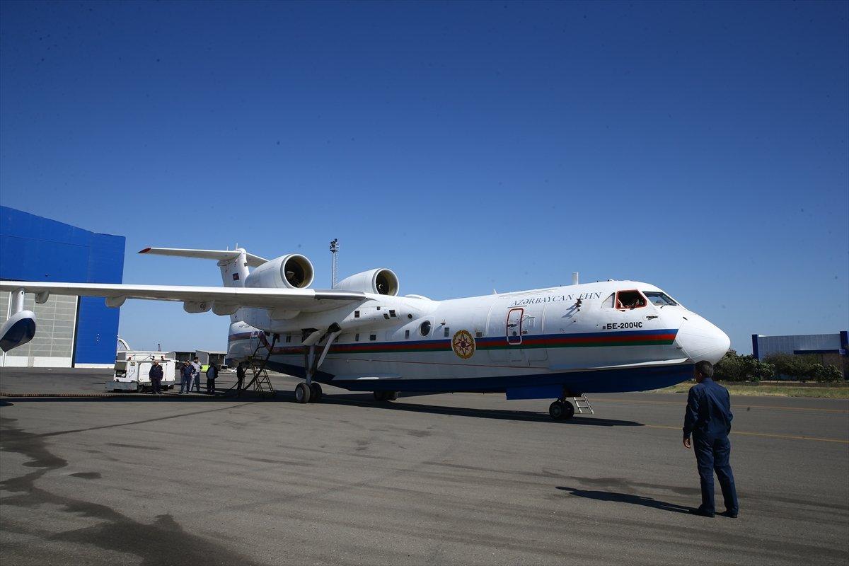 Azerbaycan, yangın söndürme çalışmaları için amfibi uçağı gönderdi