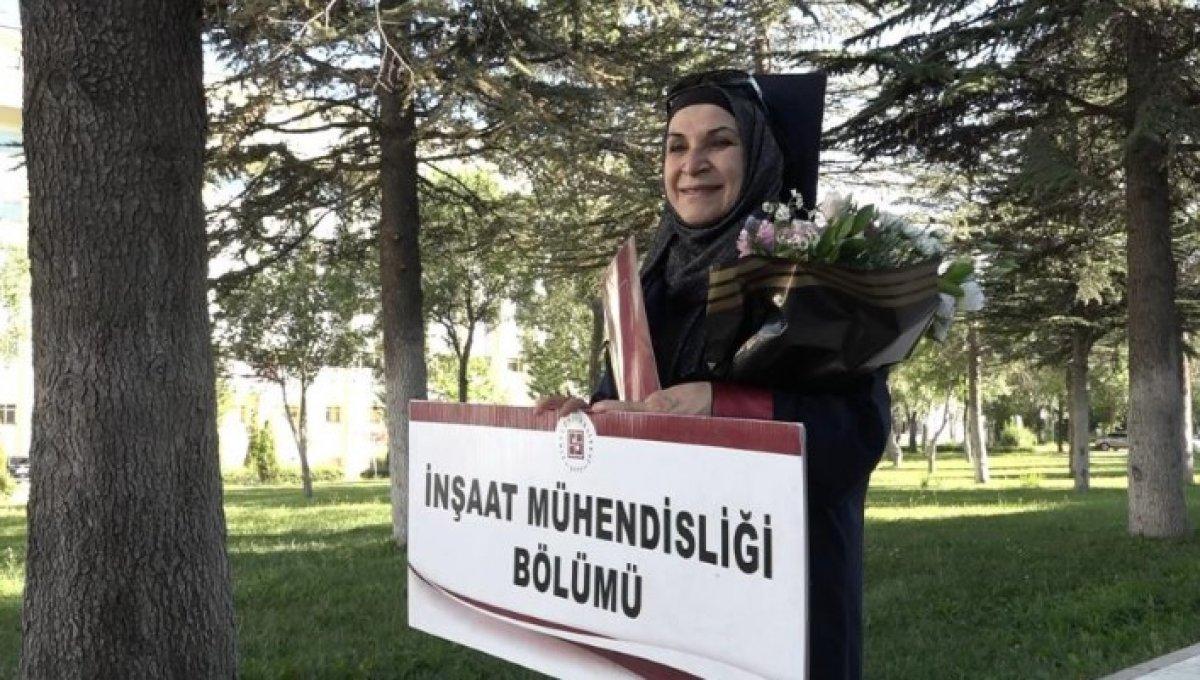 Elazığ'da 63 yaşında inşaat mühendisliğinden mezun oldu