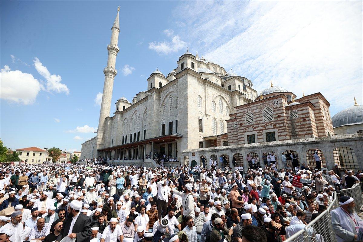 Mahmut Ustaosmanoğlu'na veda