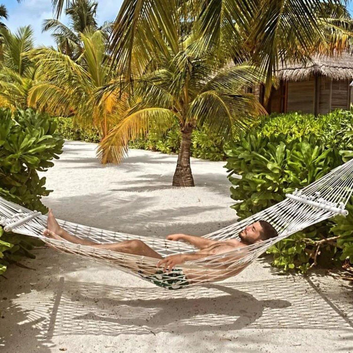 Berk Oktay ile Yıldız Çağrı Atiksoy ön balayında