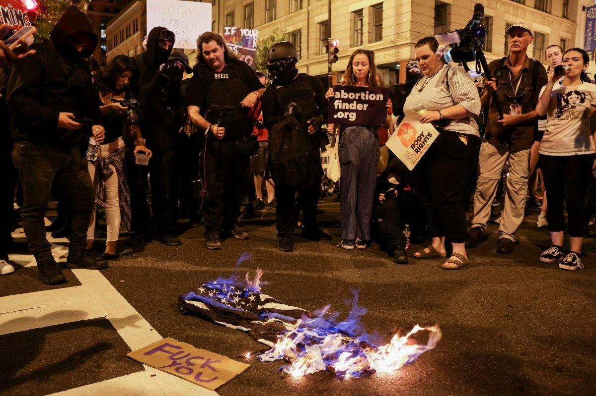 ABD'de kürtaj kararı sonrası yapılan eylemlere polisten sert müdahale