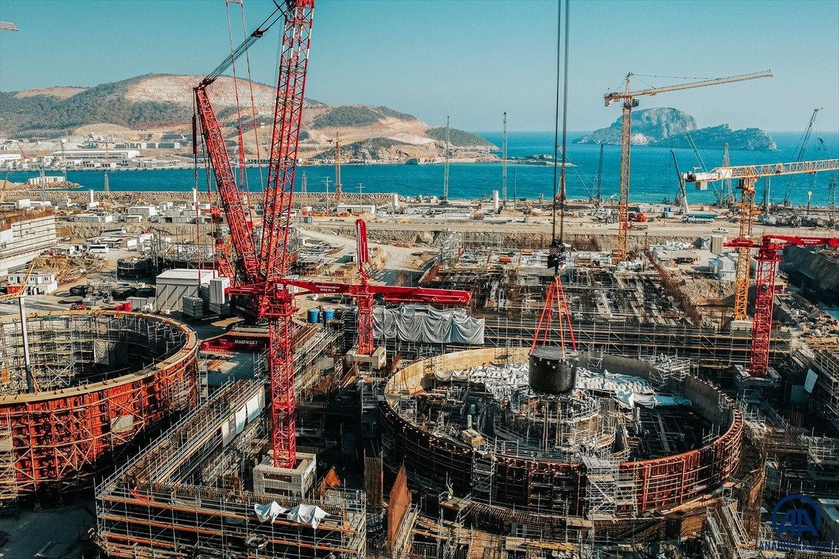 Akkuyu NGS'nin 3. ünitesine ait 'kor tutucu' santral sahasına ulaştı