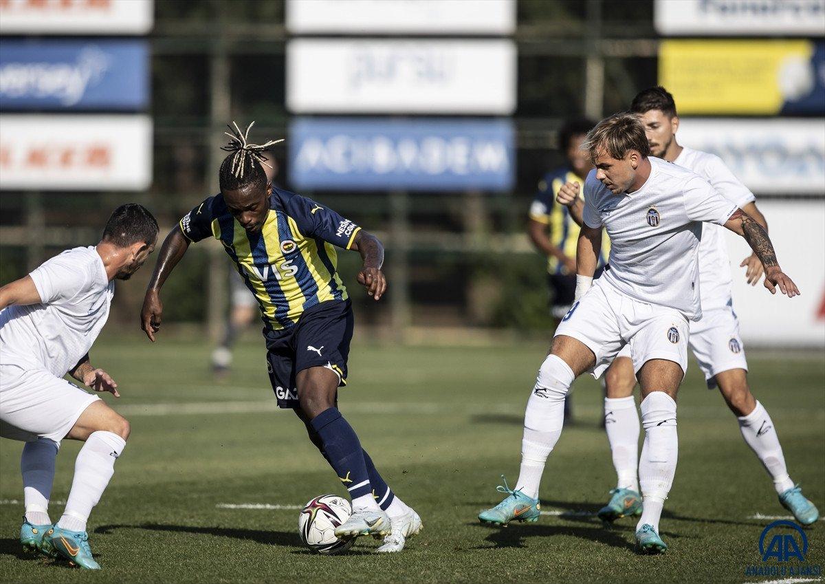 Fenerbahçe hazırlık maçında Tirana'yı 4-0 mağlup etti